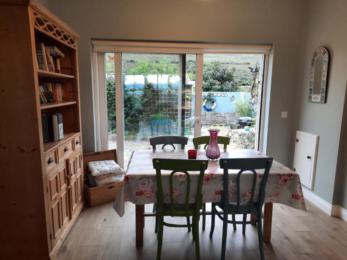 Croagh Patrick Lodge Apartment Уестпорт Екстериор снимка