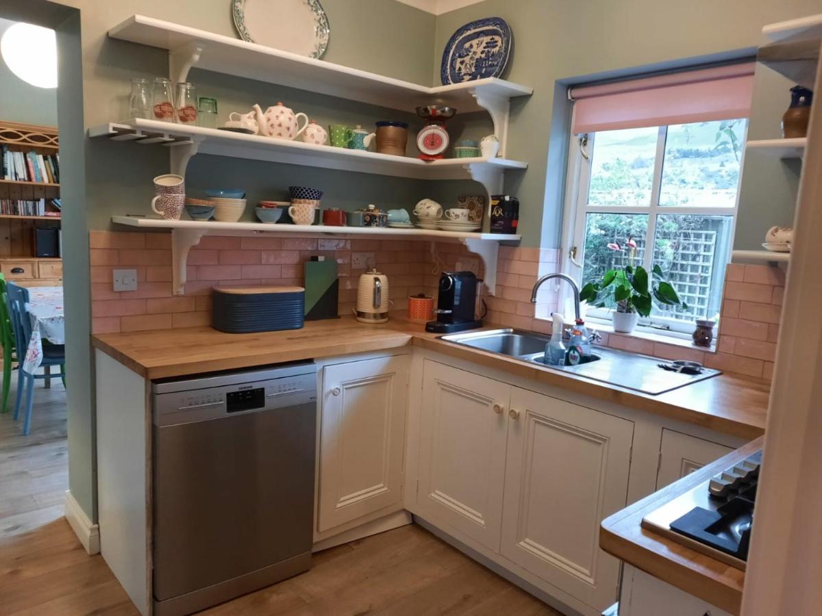 Croagh Patrick Lodge Apartment Уестпорт Екстериор снимка