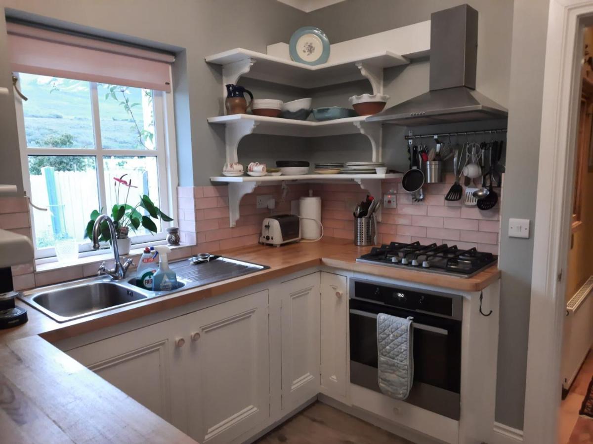 Croagh Patrick Lodge Apartment Уестпорт Екстериор снимка