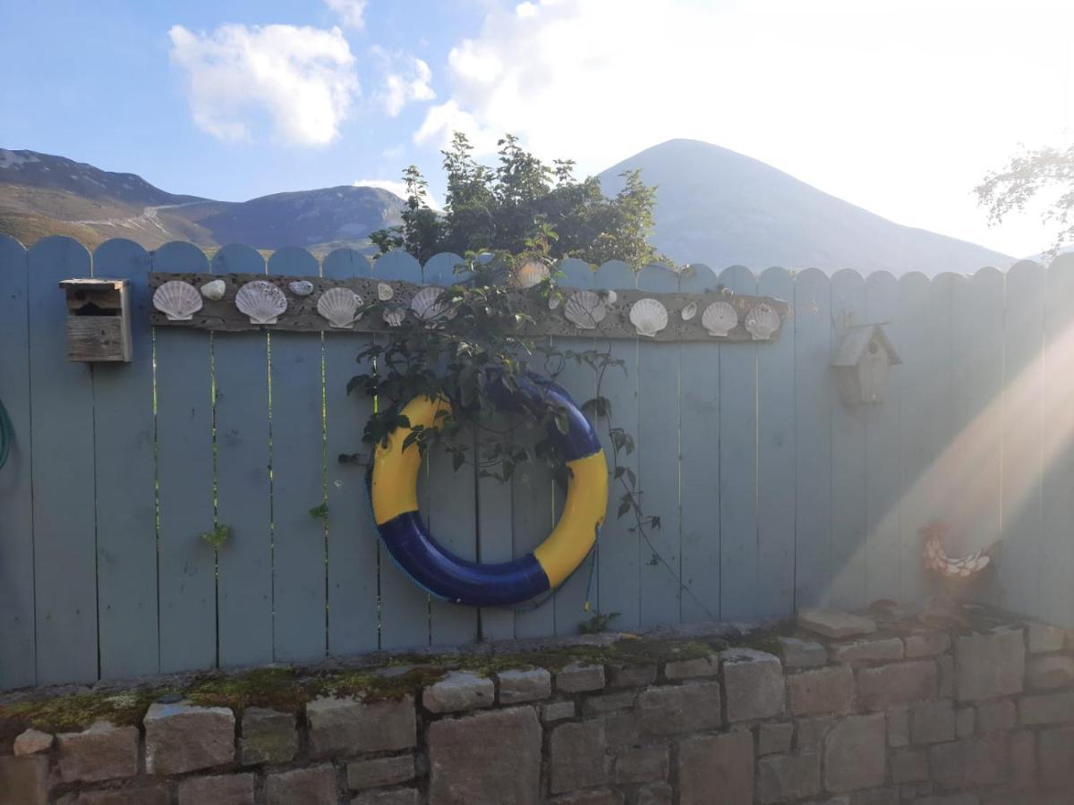 Croagh Patrick Lodge Apartment Уестпорт Екстериор снимка