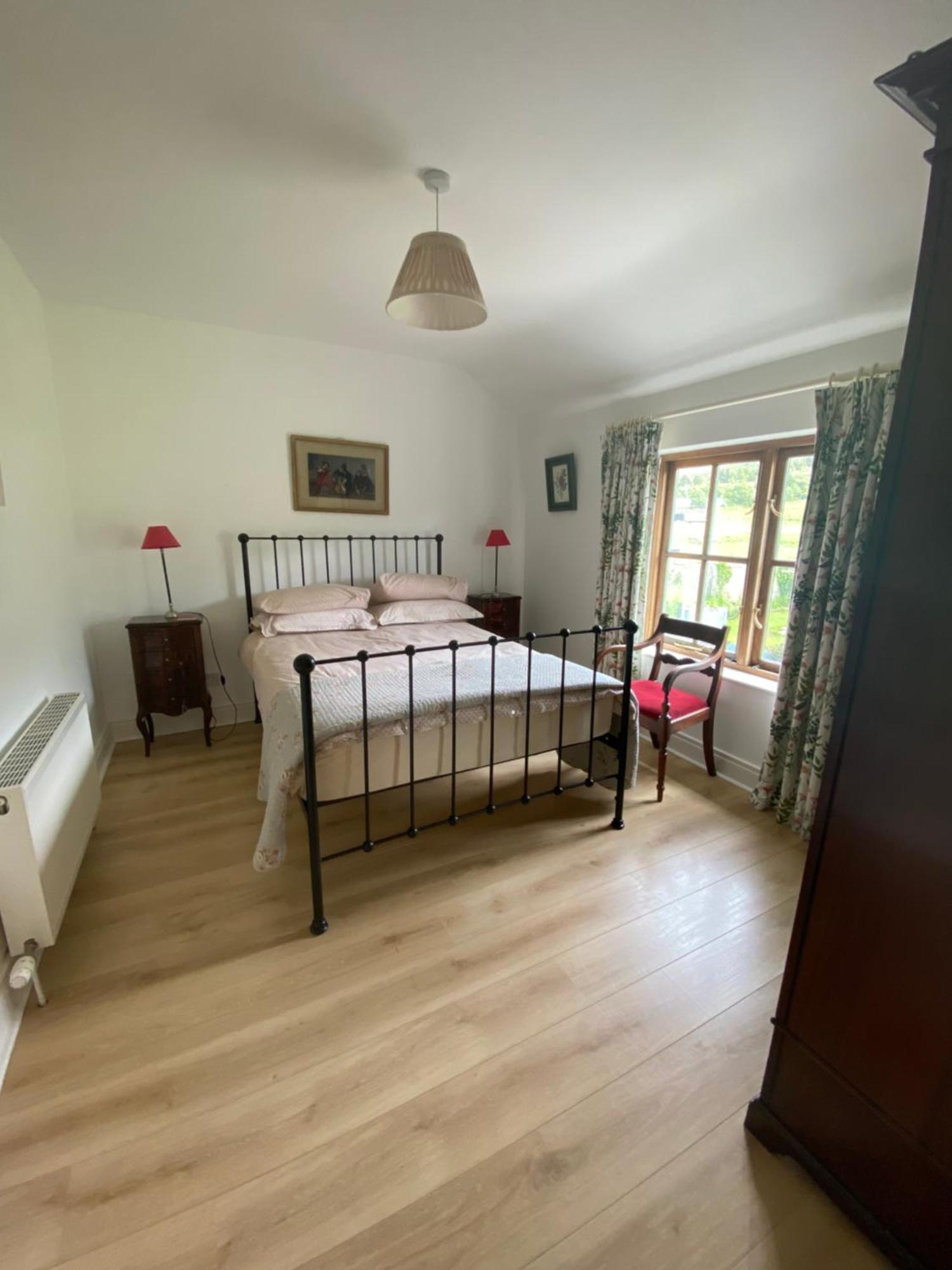 Croagh Patrick Lodge Apartment Уестпорт Екстериор снимка