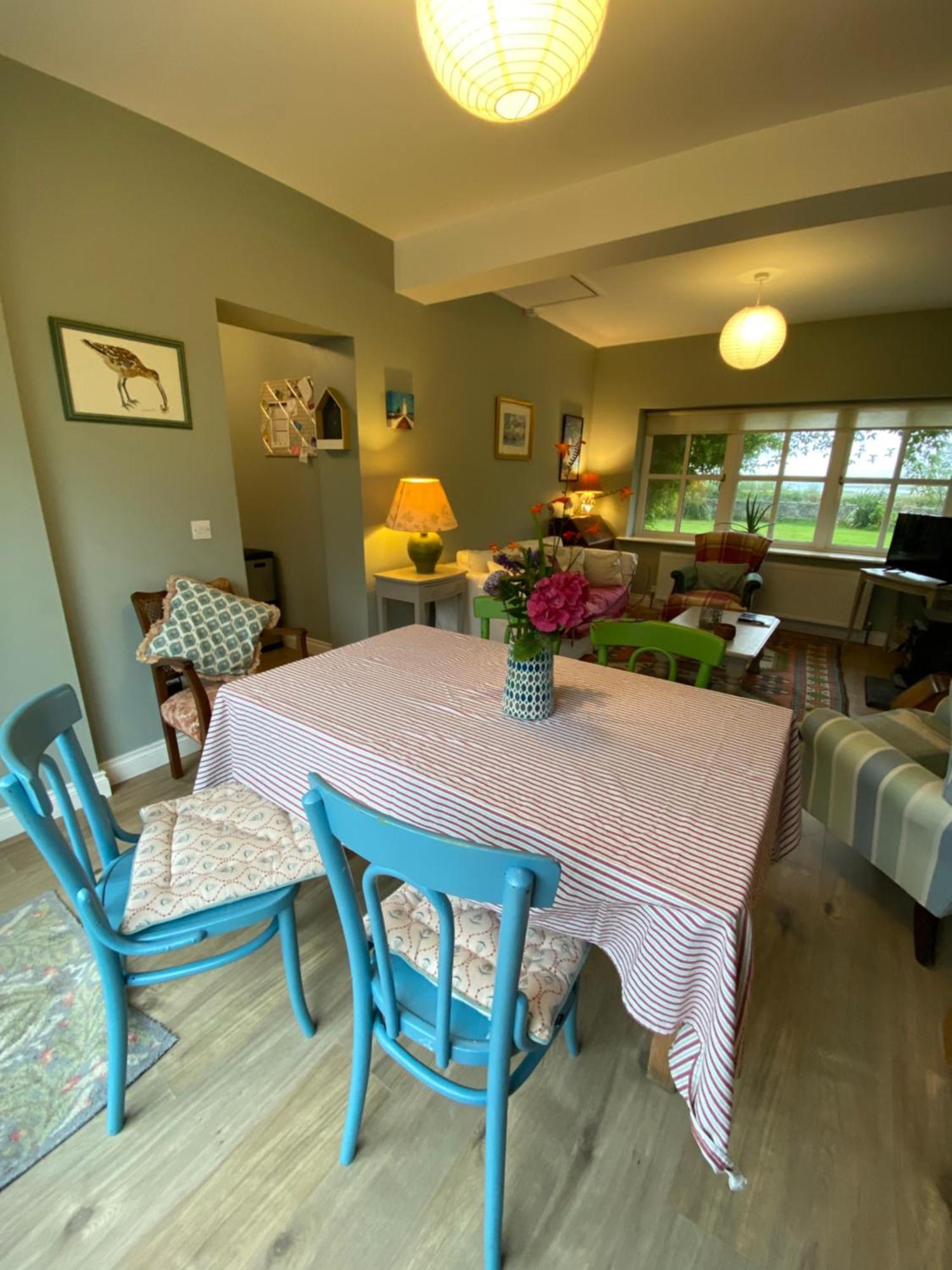 Croagh Patrick Lodge Apartment Уестпорт Стая снимка